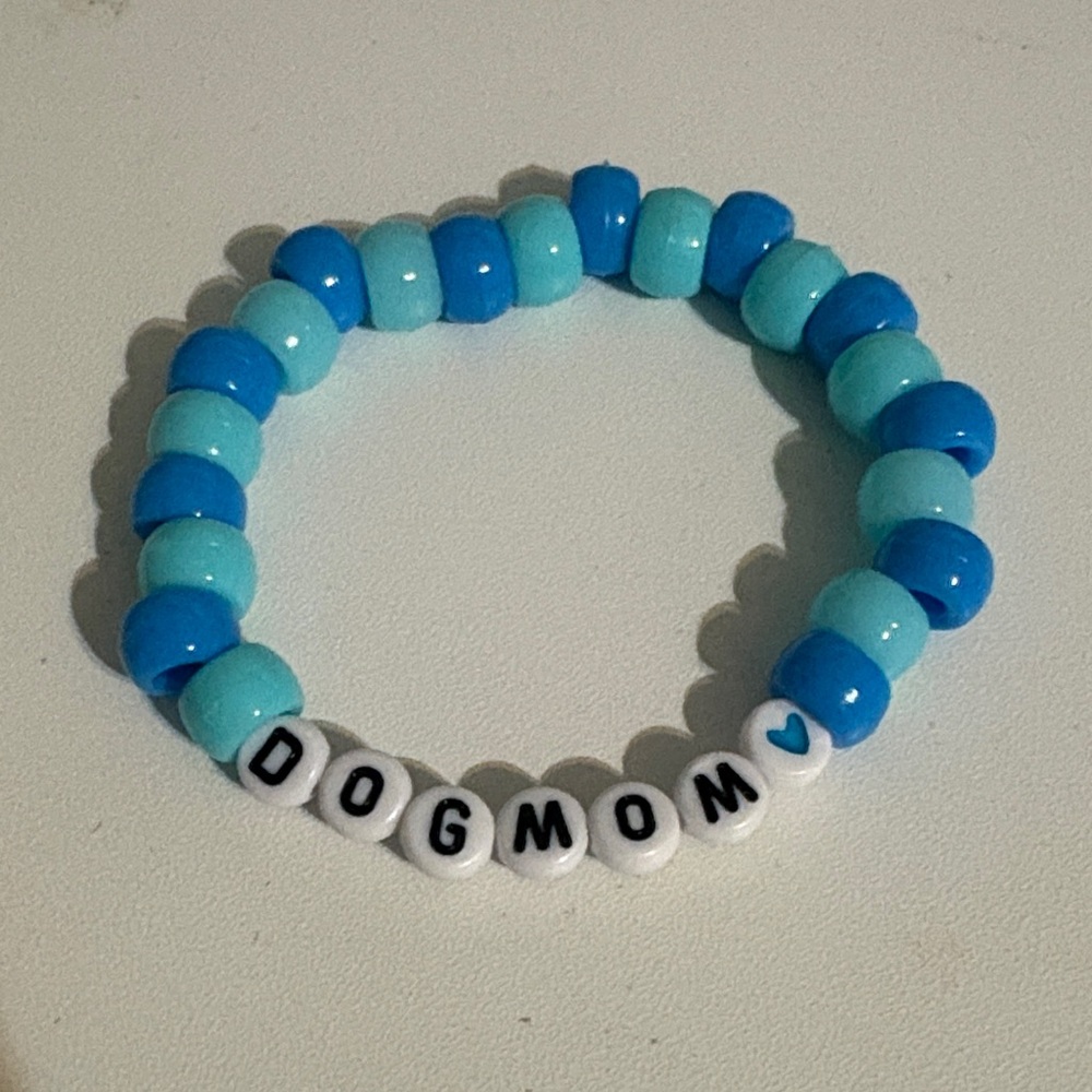 5 for 13$ 🔥 Blue Kandi “Dogmom” Elastic Homemade Bracelet